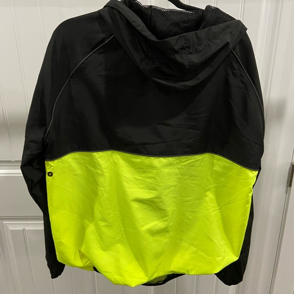 A.L.I.G.N Quarter Zip Wind Breaker L - Picture 3 of 4